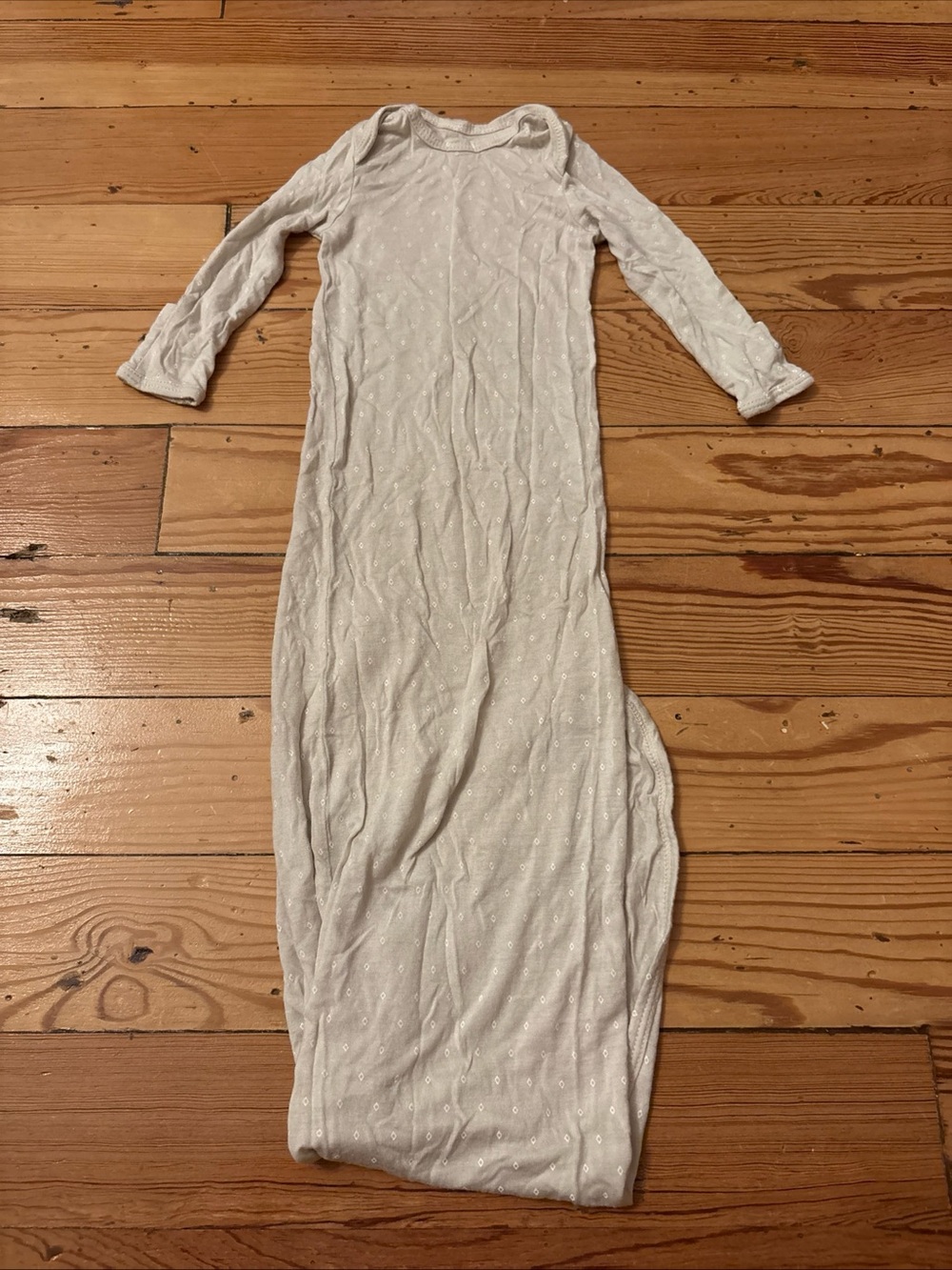 Solly Baby Gown Newborn NB